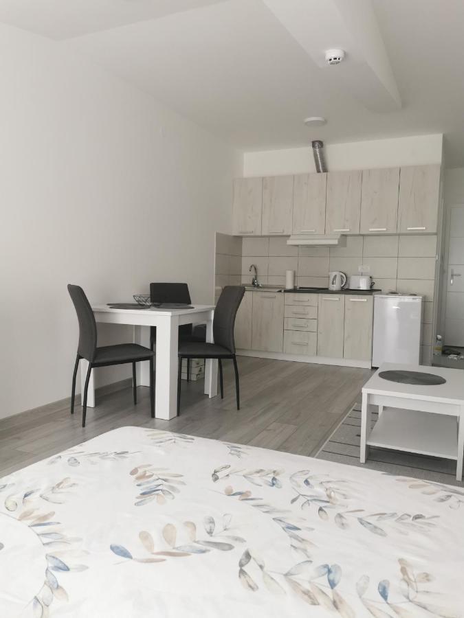 Studio Apartmani Banja Koviljača Eksteriør billede