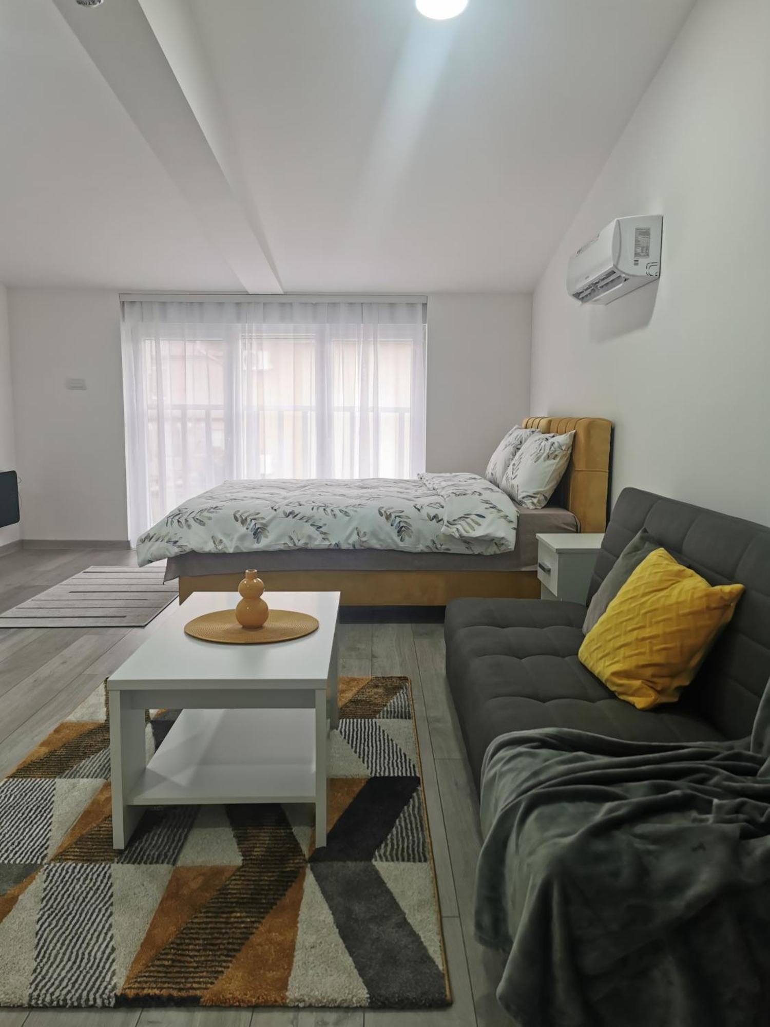 Studio Apartmani Banja Koviljača Eksteriør billede